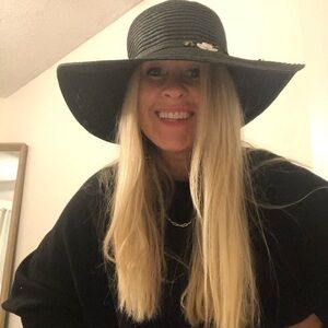 NEW Black Wide Brim Beach Hat size small